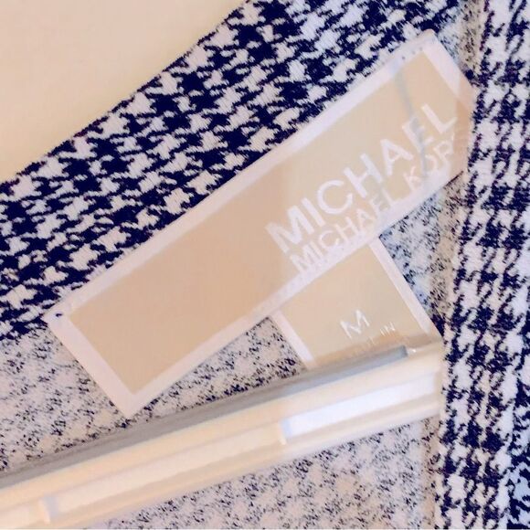 Michael Kors Dress Black White Mesh Detail Ruffle Bottom Back Zip Sz Medium NWOT - Picture 4 of 7